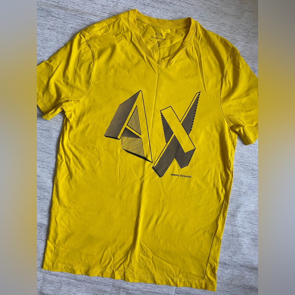 Armani Exchange Men’s Mustard Yellow AX Graphic Short Sleeve Tee size S